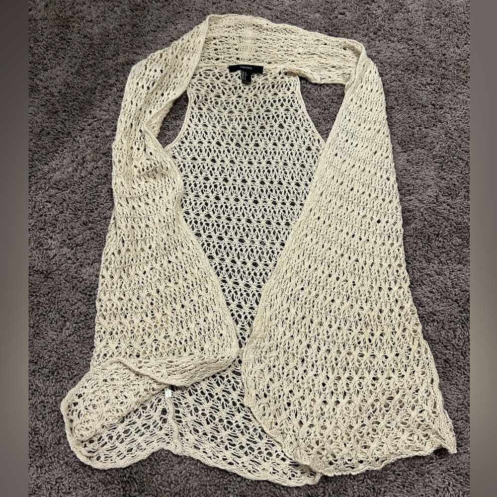 Tan/cream sleeveless knitted cardigan